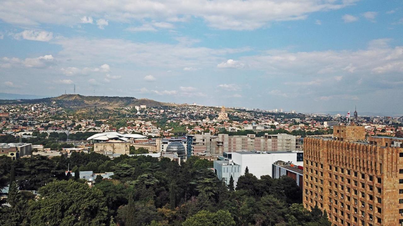 Royz Hostel Tbilisi Buitenkant foto