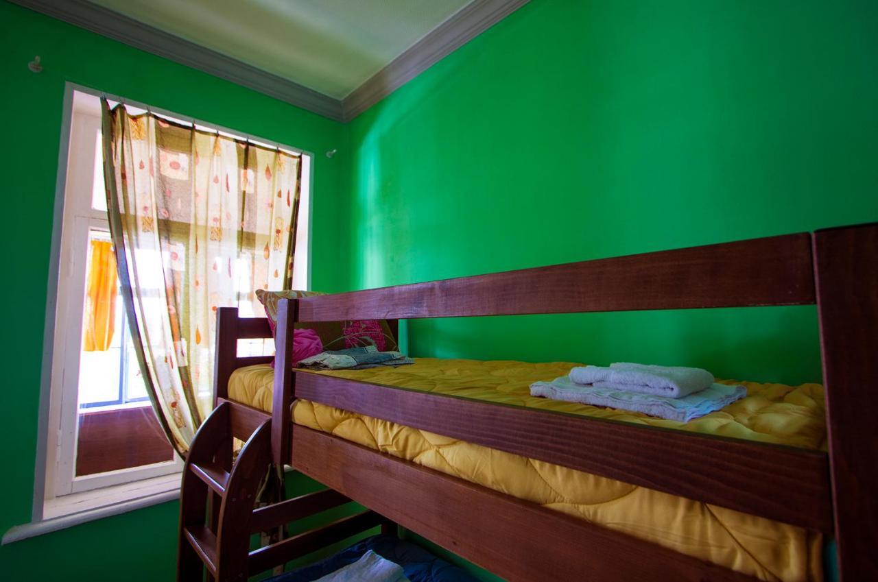 Royz Hostel Tbilisi Buitenkant foto